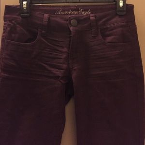 American Eagle wine colored jeggings