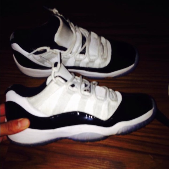 Jordan Concord 11 lows - Picture 3 of 4