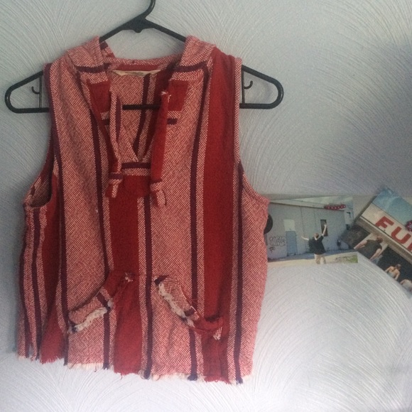 Red white and blue drug rug tank size s