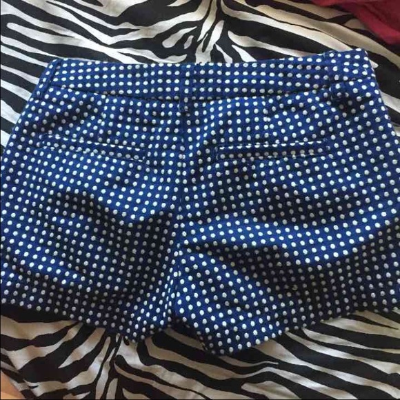 Shorts - Picture 2 of 3