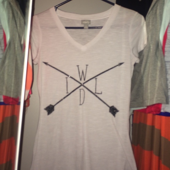 White graphic tee