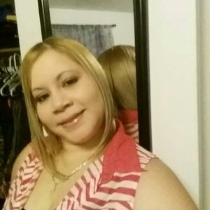 Meet your Posher, Luz omayra