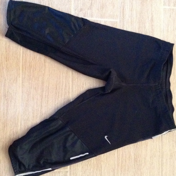 Nike running capris. Size small - Picture 1 of 3