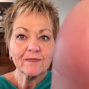 Meet your Posher, Lori