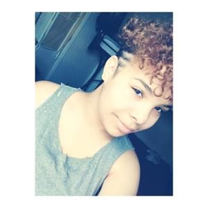 Meet your Posher, Aliza