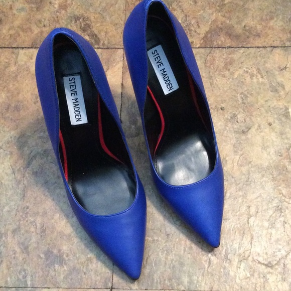 Steve Madden "Darrt" blue shoes - Picture 2 of 3