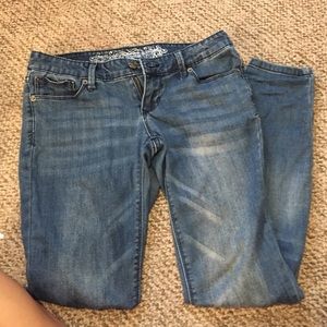 Lighter wash skinny jeans