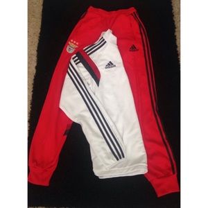 Adidas soccer sweatsuit