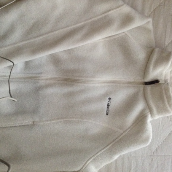 Columbia sweater