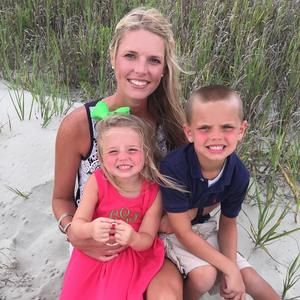 Meet your Posher, Stephanie