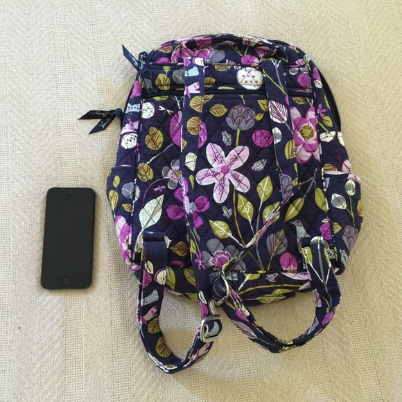 Vera Bradley small book bag - Picture 2 of 3