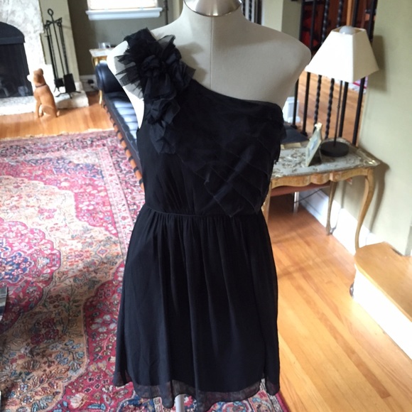Max & Cleo Black one shoulder dress!
