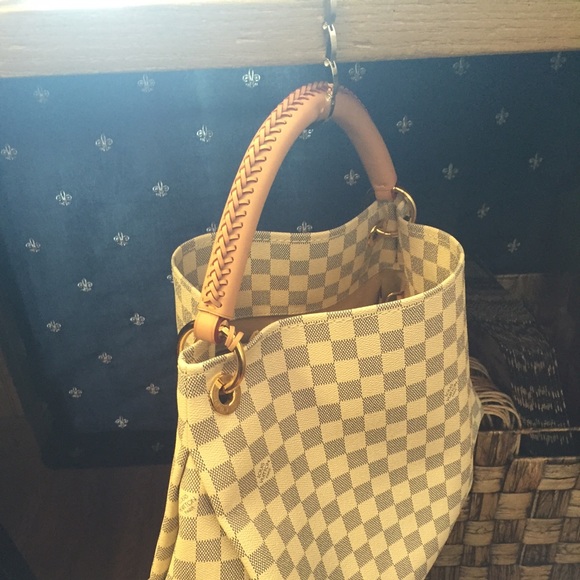 Handbag Hooks! - Picture 4 of 4