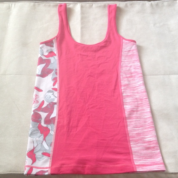 Lululemon workout tank