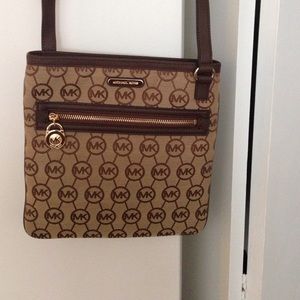 Never worn Michael Kors bag