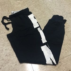 PINK VICTORIA SECRET SWEAT PANTS negotiable price