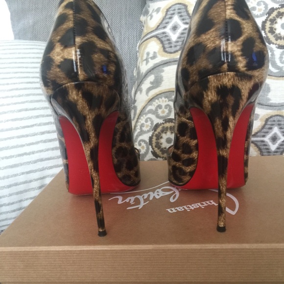 So Kate Christian Louboutin Patent Leopard SOLD - Picture 3 of 4