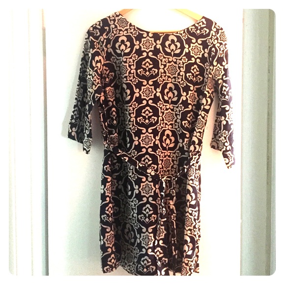 Velvet by Graham and Spencer silk print dress
