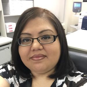 Meet your Posher, Angie