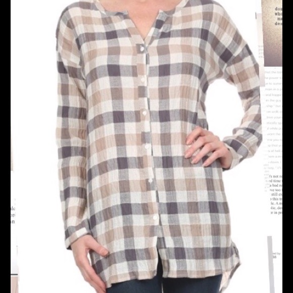 Long sleeve plaid shirt