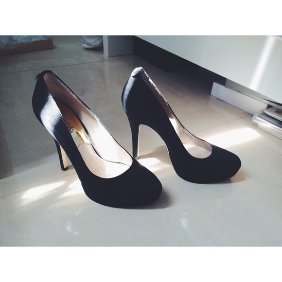 MICHAEL Michael Kors Shoes - Michael Kors York Black Suede Pumps