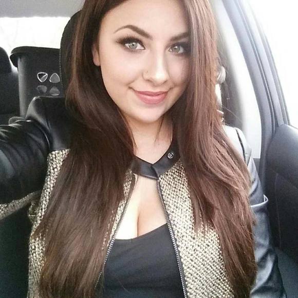 Meet your Posher, Amber