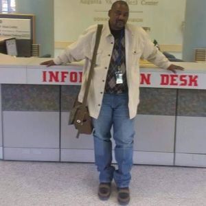 Meet your Posher, Kenneth