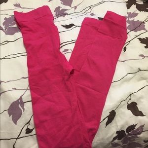 Pink leggings!