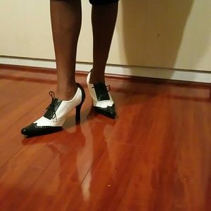 Siegel smooth criminal style shoes