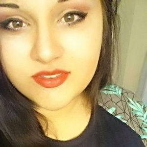 Meet your Posher, Aliah