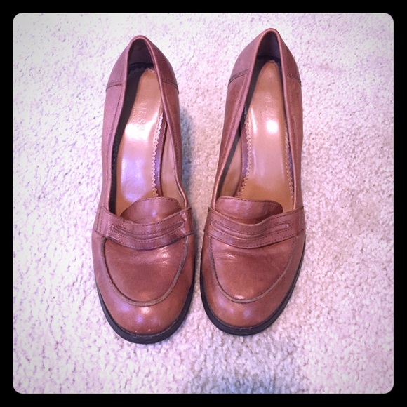 Guess loafer heels
