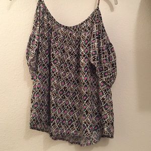 one clothing off the shoulder top