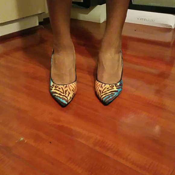 Multi color cheetah color shoes