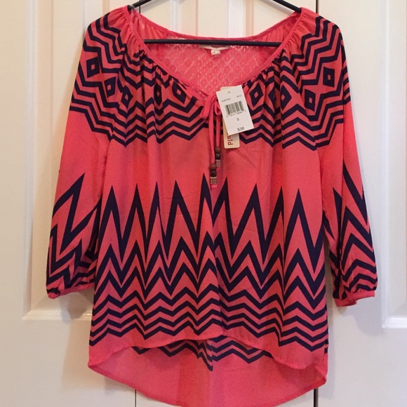 Chevron quarter length top