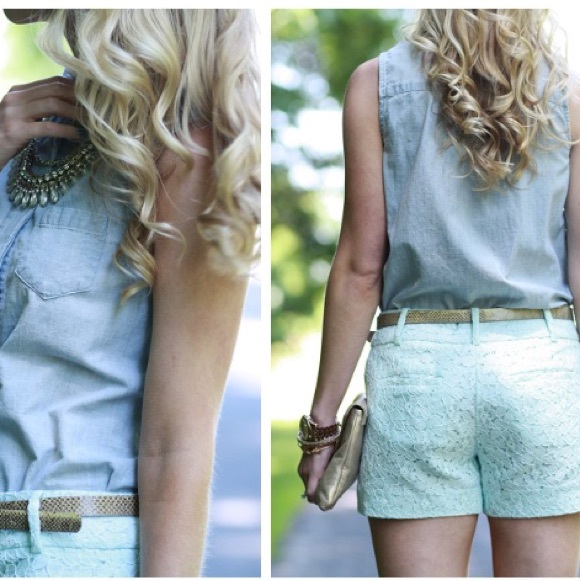 LOFT Tops - LOFT Chambray Top