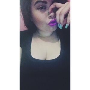 Meet your Posher, Adriana