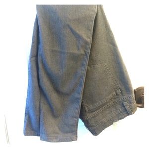 Gray denim skinny pant