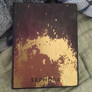 Sephora eyeshadow blush/highlighter pallate