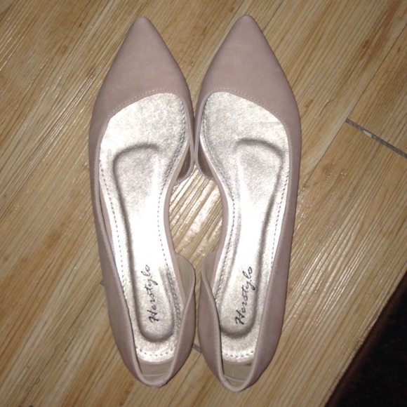Herstyle pointed toe flats
