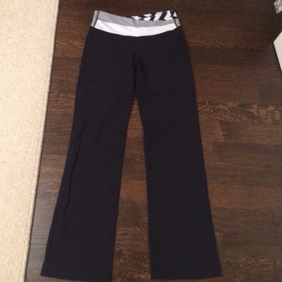 Lulu lemon yoga pants