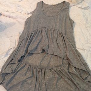 Tobi light gray ruffle tank S