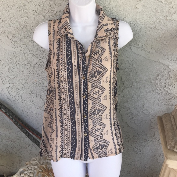 Stella size small top