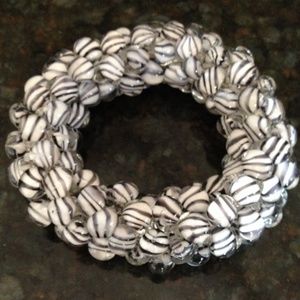 Black and white medium bracelet