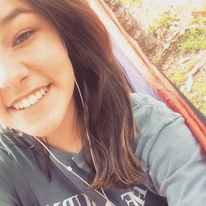 Meet your Posher, Devin