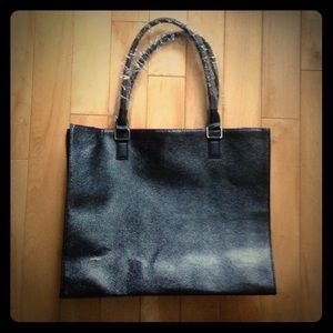 Nylon tote