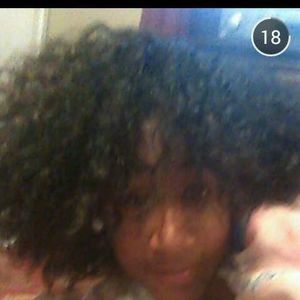 Meet your Posher, Qveen