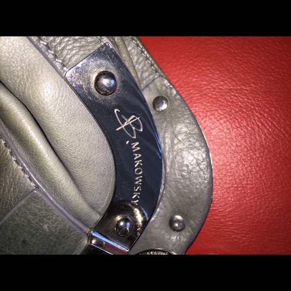 B. MAKOWSKY GREY LEATHER BAG preloved - Picture 3 of 4
