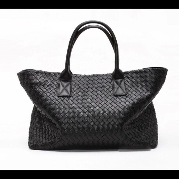 Woven tote