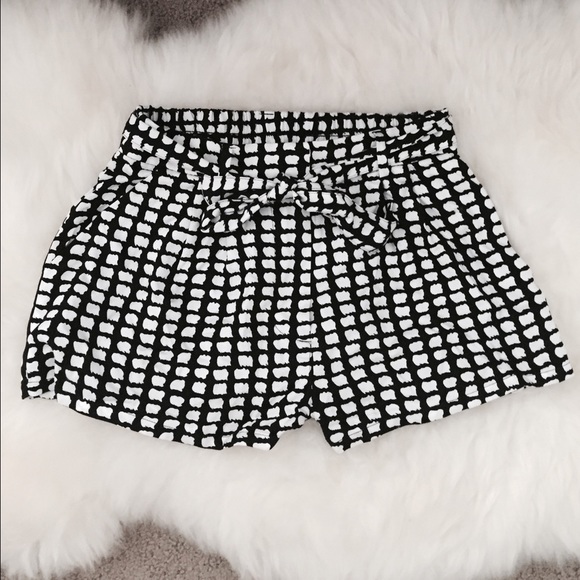 Forever 21 shorts- new without tags
