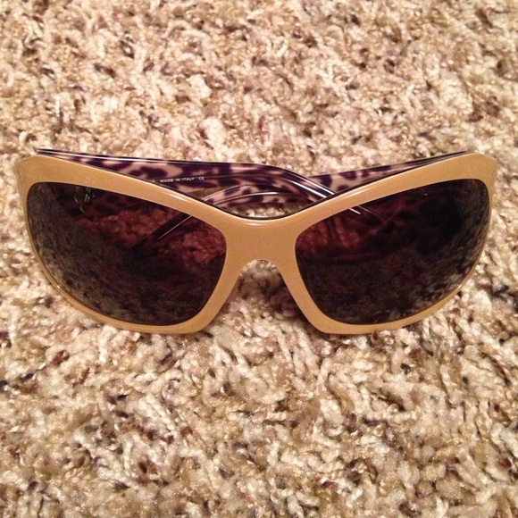 NWOT Authentic Dolce & Gabbana Bling Sunglasses!